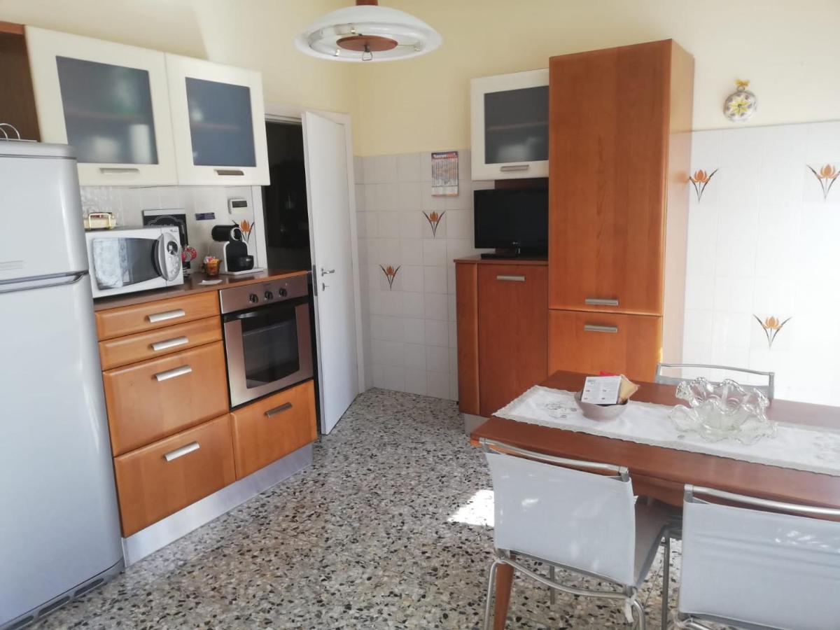 La Coquille Appartamento Vicino All'Ospedale ネグラール エクステリア 写真